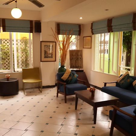Sawasdee Sukhumvit Inn Bangkok Exterior photo