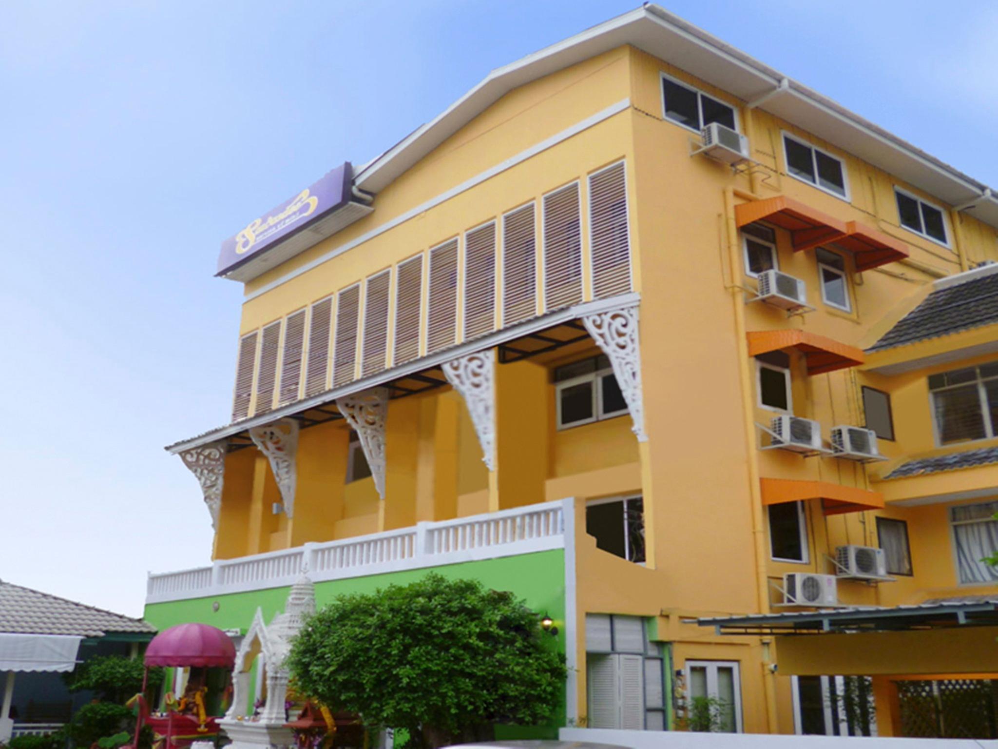 Sawasdee Sukhumvit Inn Bangkok Exterior photo