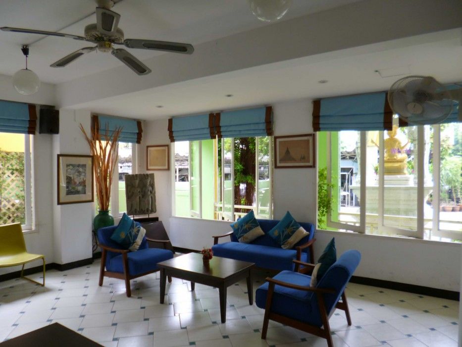 Sawasdee Sukhumvit Inn Bangkok Exterior photo